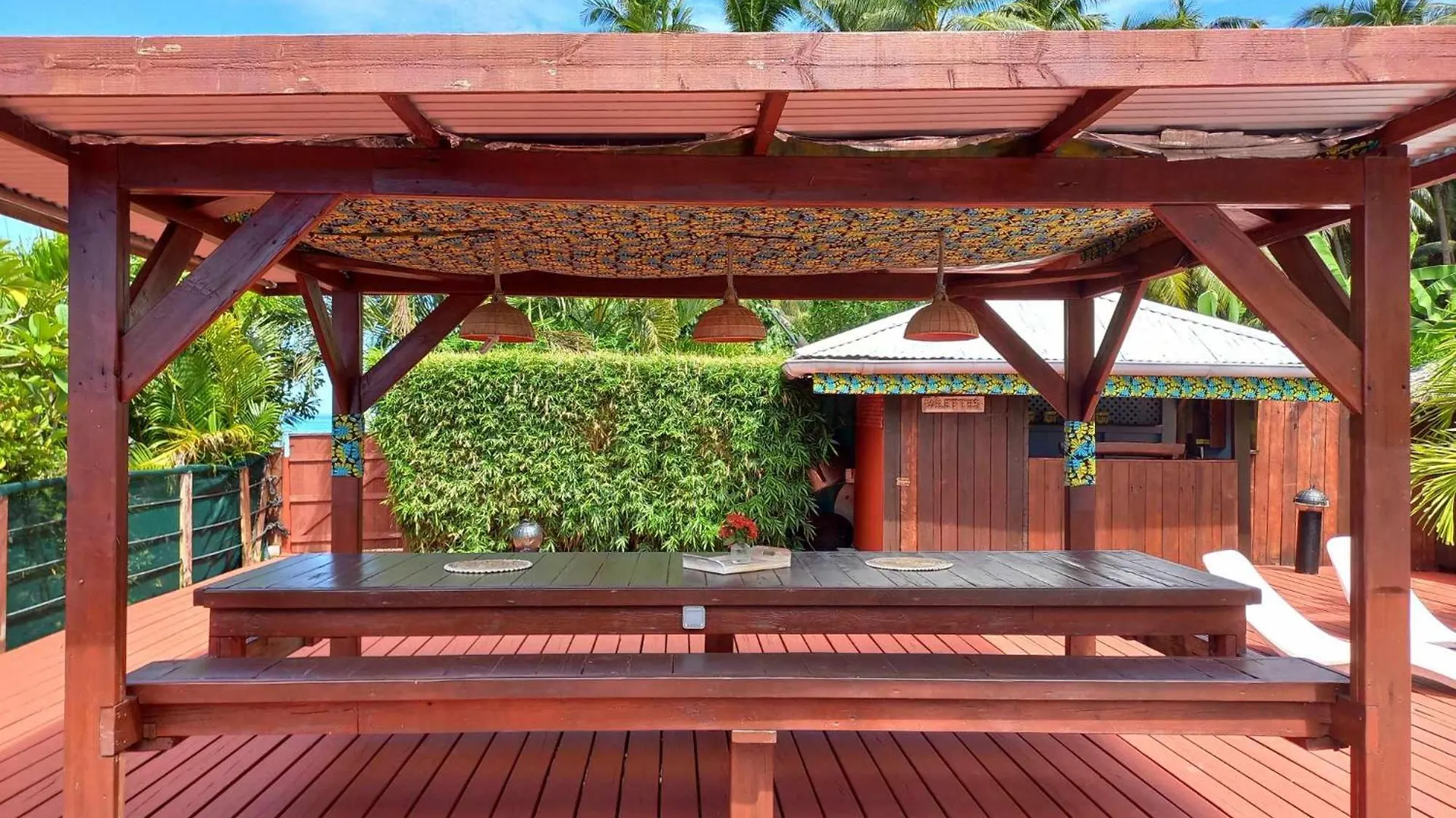 Pension Le Passage Vaitoare  0*, Vaitoare (Tahaa)