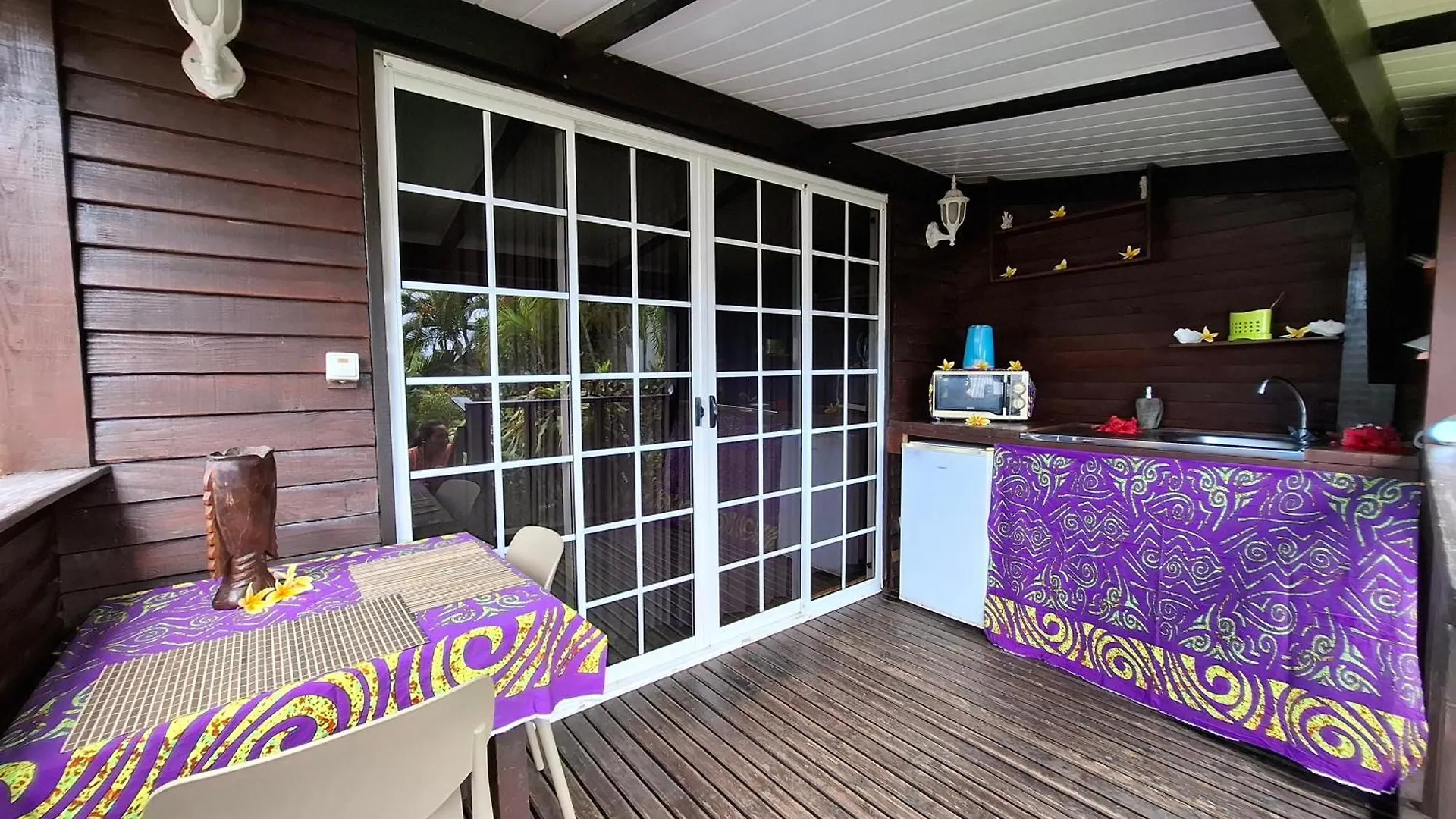 Guest house Pension Le Passage Vaitoare